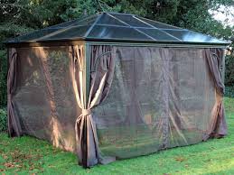 Jasa Pasang Gazebo Polybarbonate di Bali